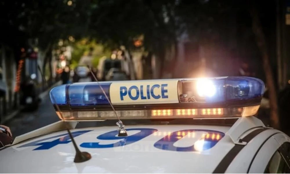 Γλυφάδα: Συνέλαβαν ληστή μέσα σε έξι λεπτά